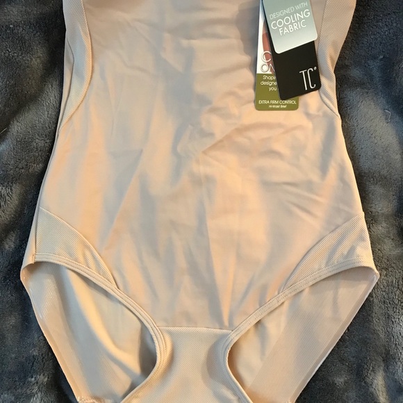 NWT High waist shaping brief - Picture 3 of 3